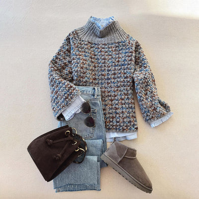 Lina - Blauer Langarmpullover mit Farbblock