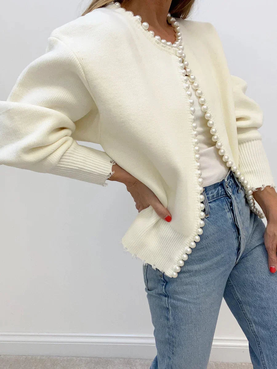 Paula - Strickjacke mit Perlenbesatz und geripptem Saum-PEARL